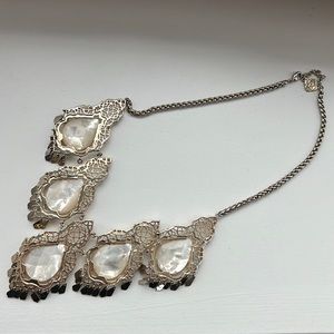 Kendra Scott necklace